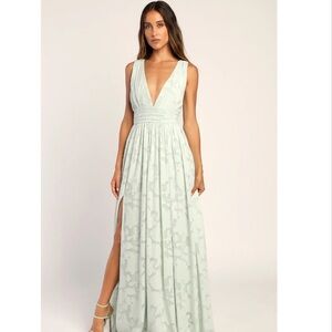 Lulus Sweet Sophistication Sage Green Burnout Floral Chiffon Maxi Dress NWT M